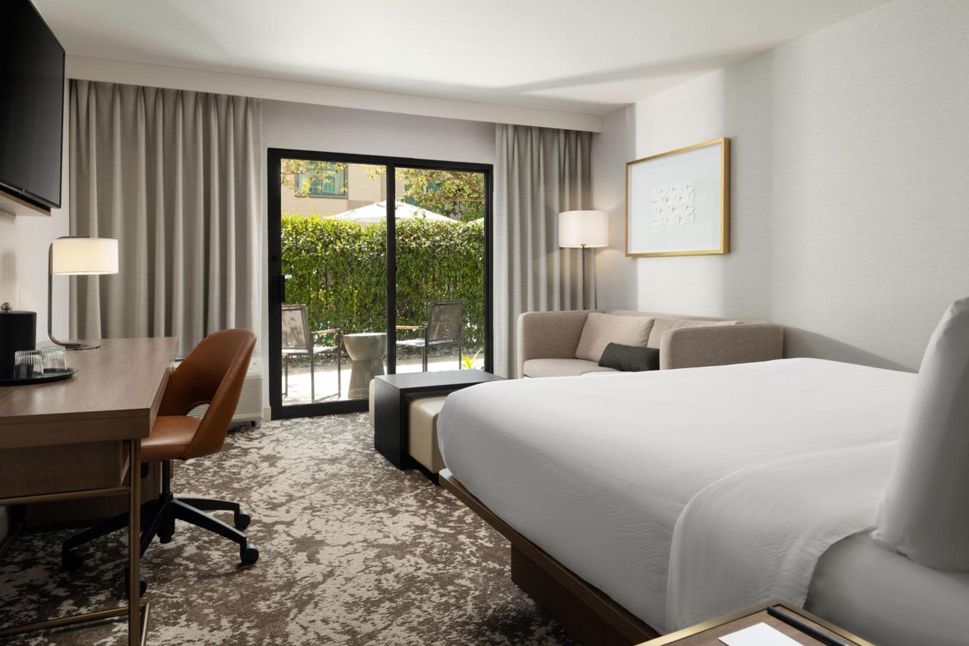Courtyard by Marriott Los Angeles Pasadena Old Town photo 12