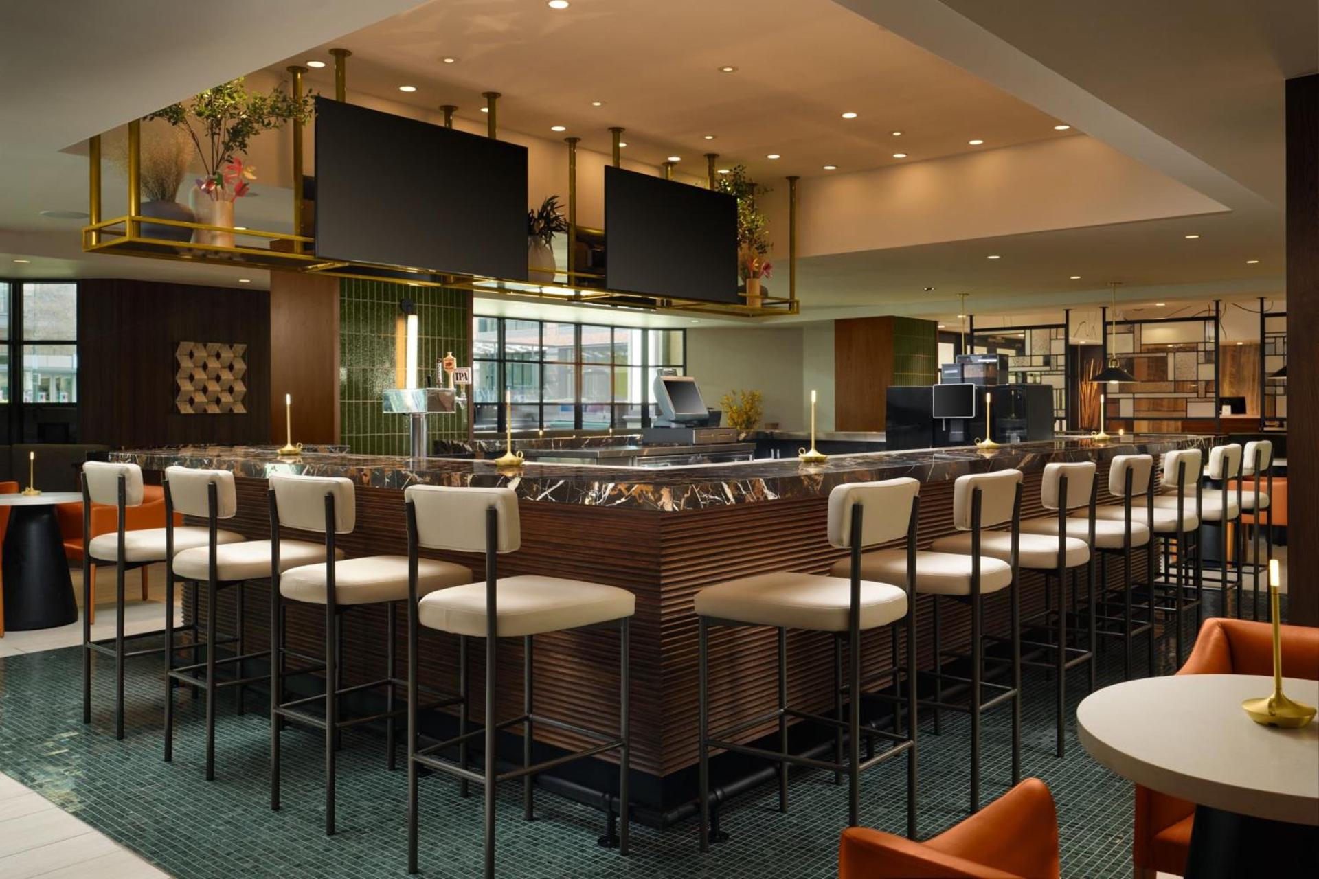 Courtyard by Marriott Los Angeles Pasadena Old Town photo 45