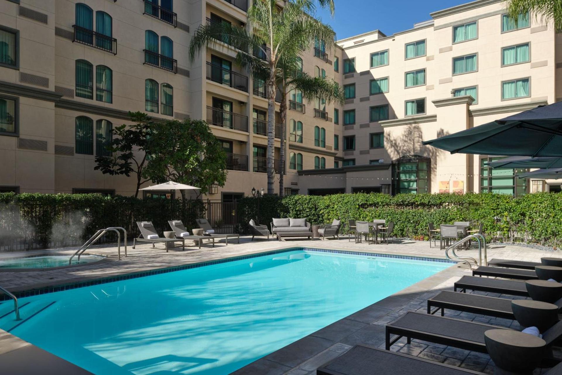 Courtyard by Marriott Los Angeles Pasadena Old Town photo 55