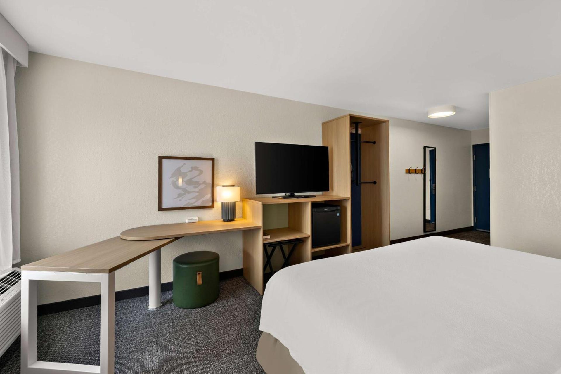Spark By Hilton Tifton photo 33
