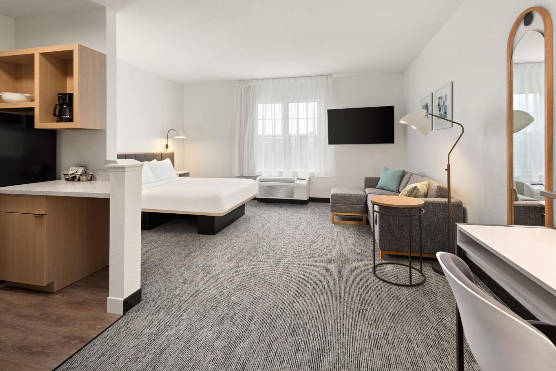 TownePlace Suites Chicago Lombard photo 10
