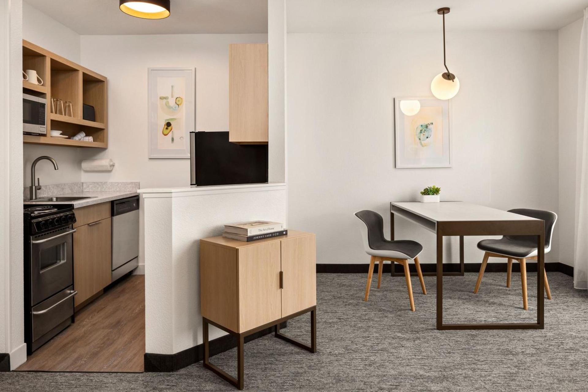 TownePlace Suites Chicago Lombard photo 13