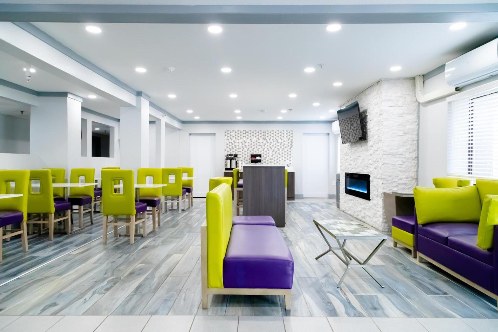 La Quinta Inn Birmingham - Inverness photo 45