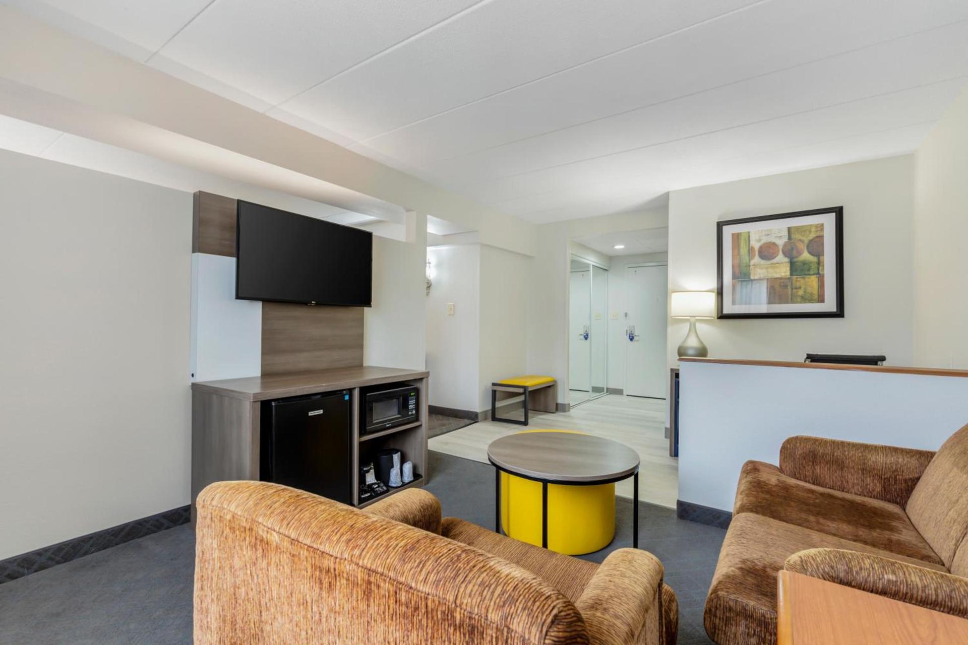 Comfort Inn Herndon-Reston photo 50