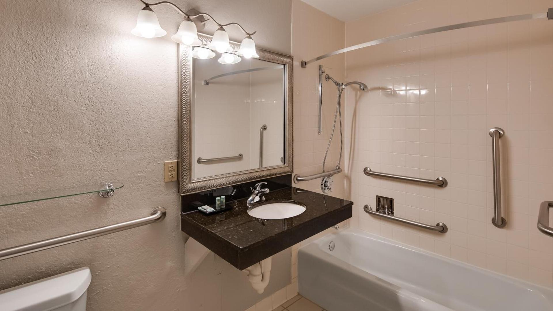 Best Western Tomah Hotel photo 22