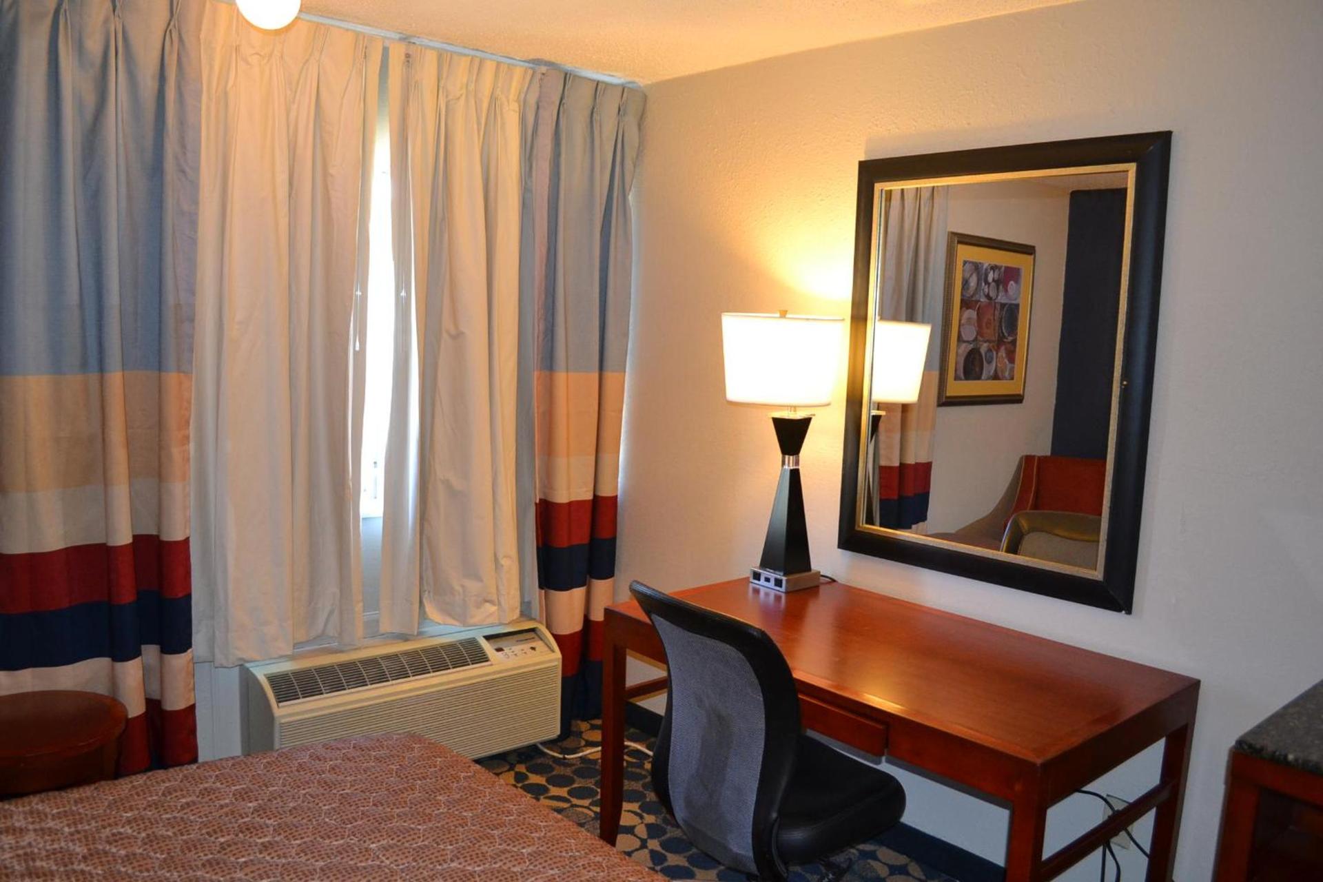 Dayspring Extended Stay photo 9