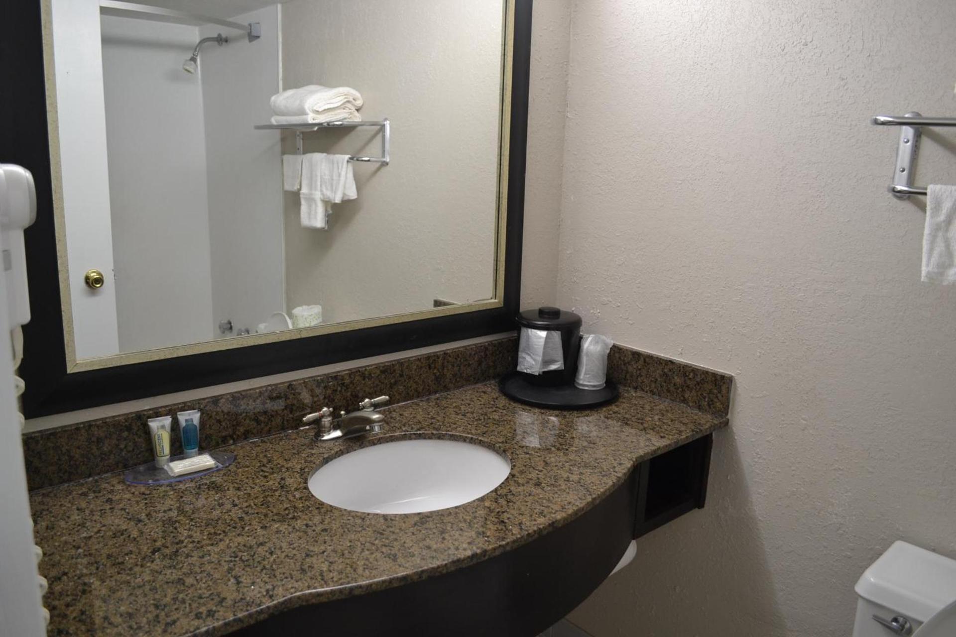 Dayspring Extended Stay photo 7