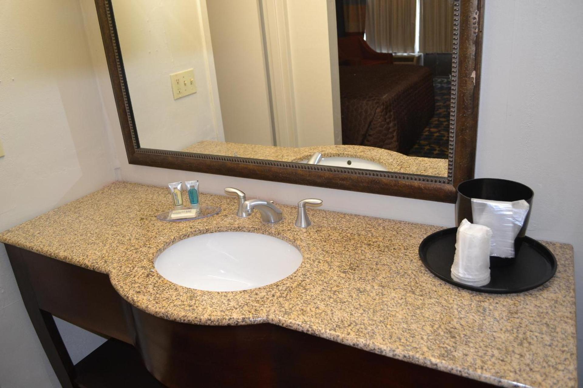 Dayspring Extended Stay photo 14