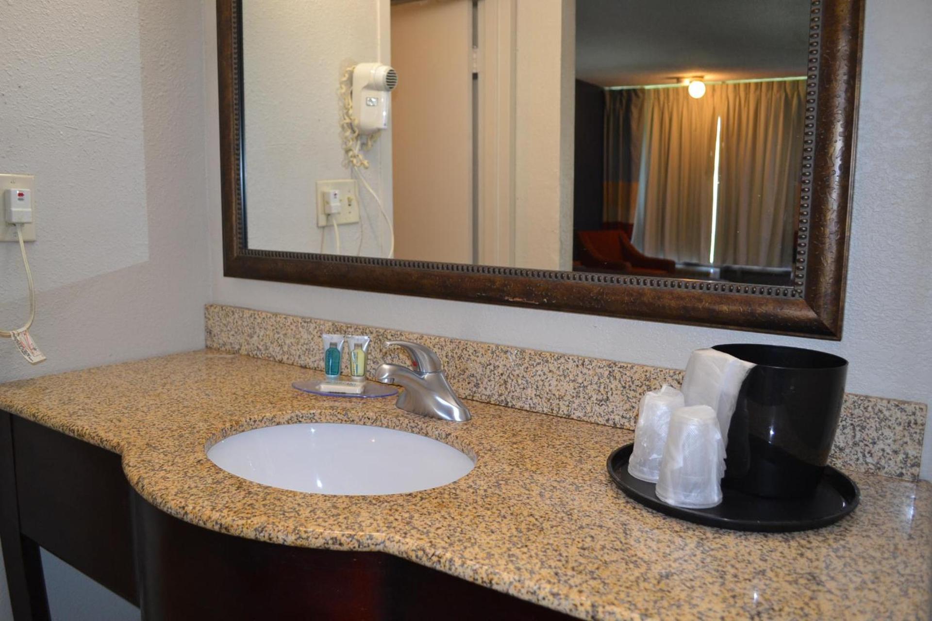 Dayspring Extended Stay photo 16
