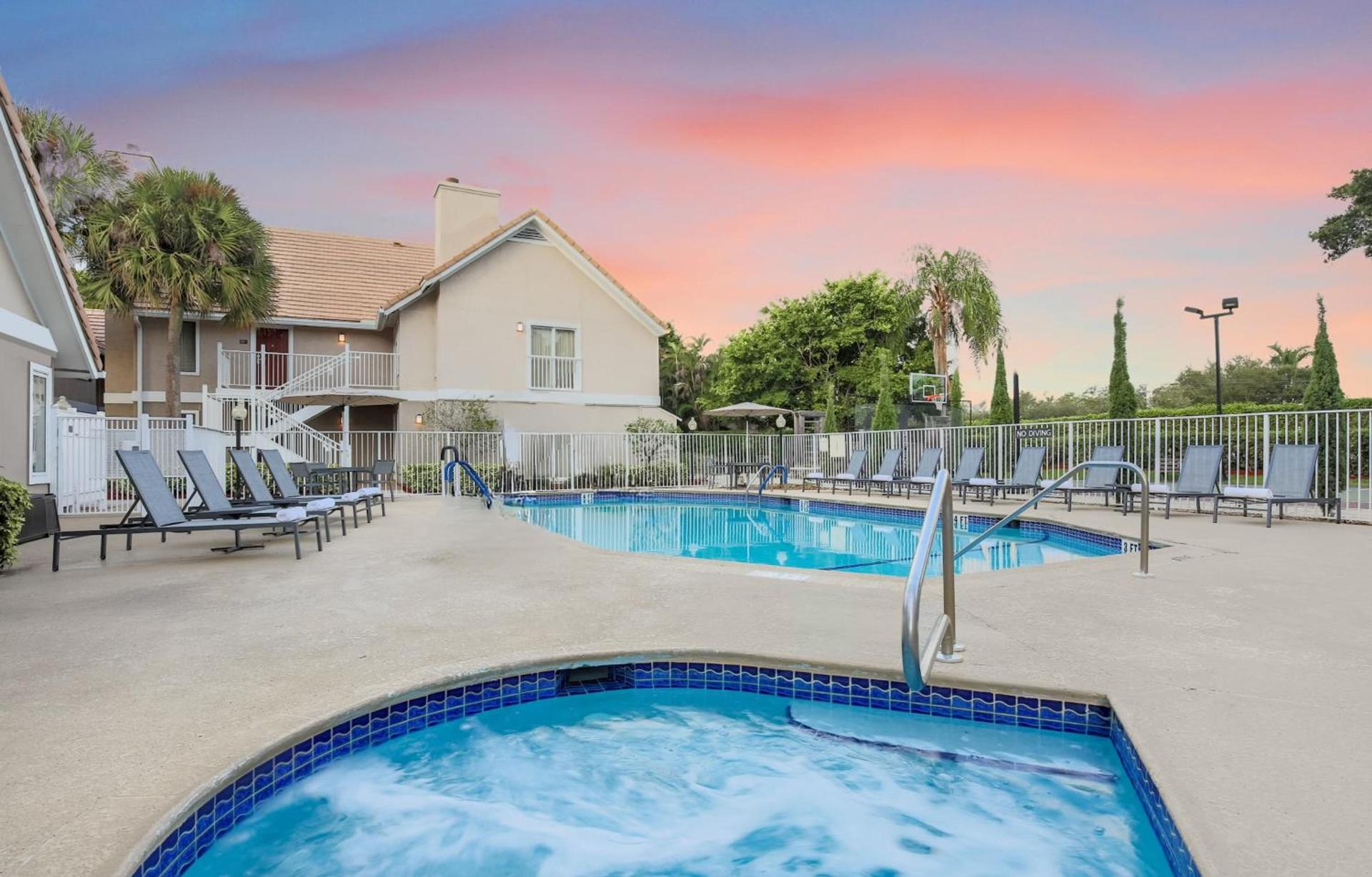 Residence Inn Boca Raton photo 2