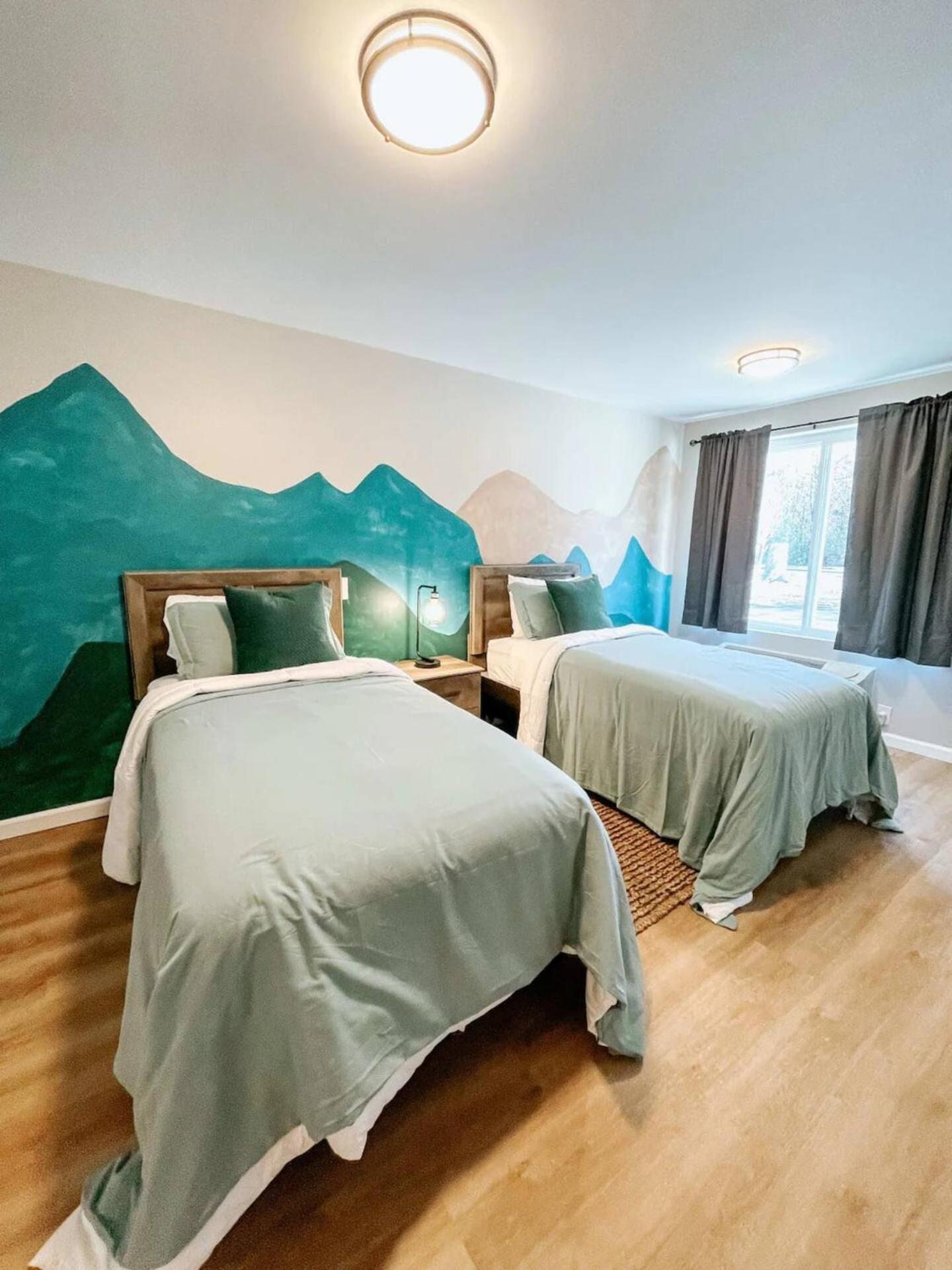 Mountain Family Twin Room photo 18