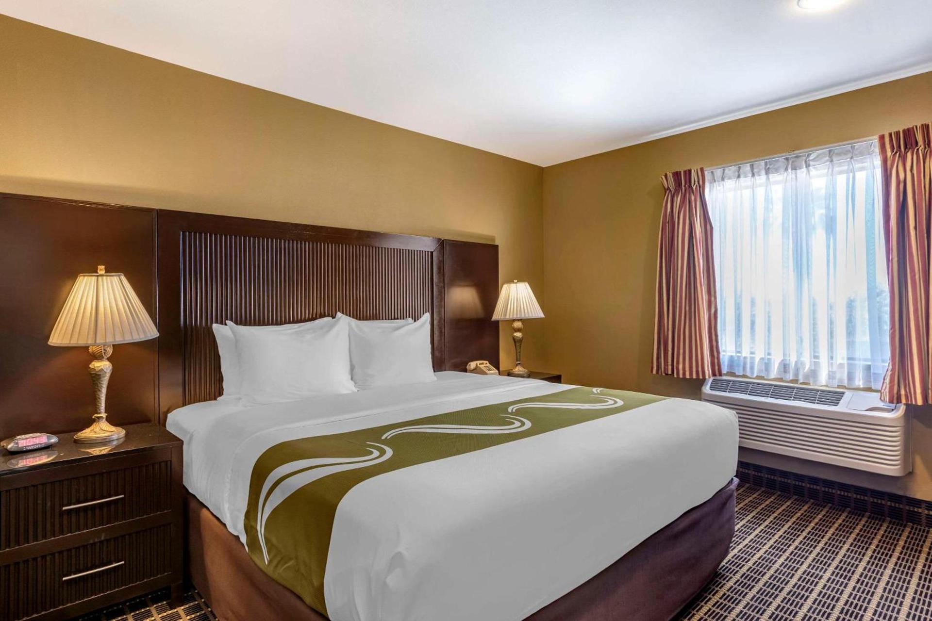 Quality Inn & Suites Westminster Seal Beach photo 30