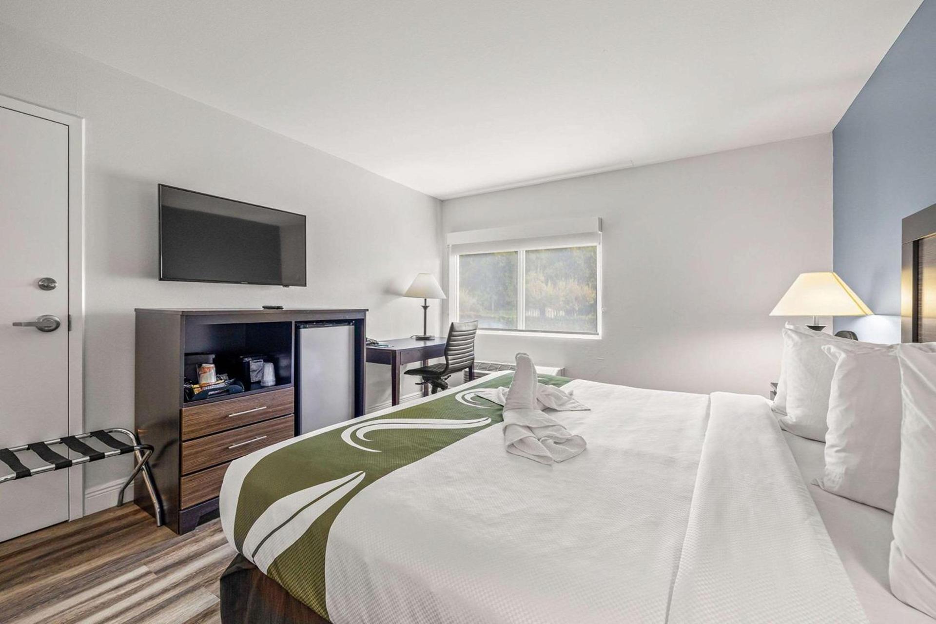 Quality Inn & Suites Tampa near Fairgrounds and Casino photo 32