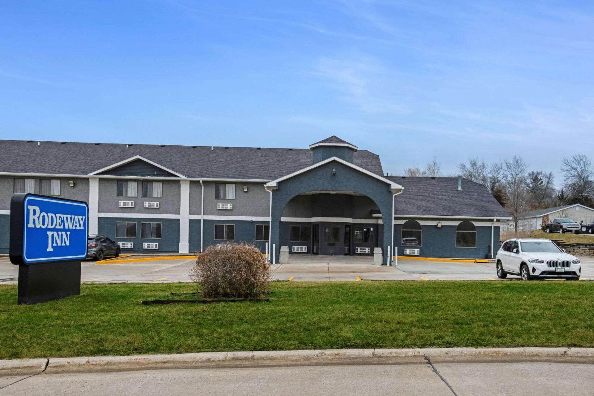 Rodeway Inn Red Oak photo 4