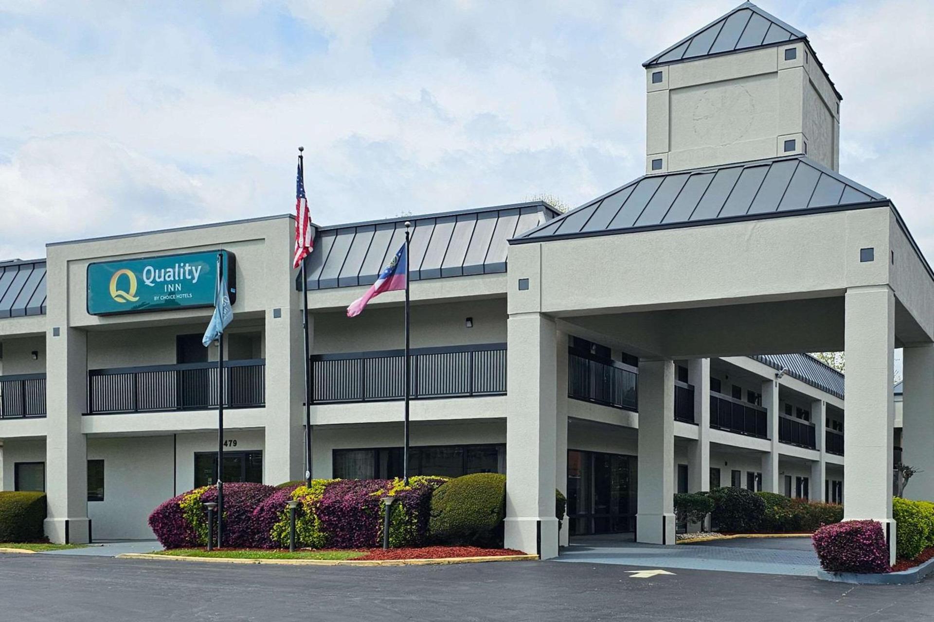Quality Inn near Six Flags Douglasville — hotel in Douglasville