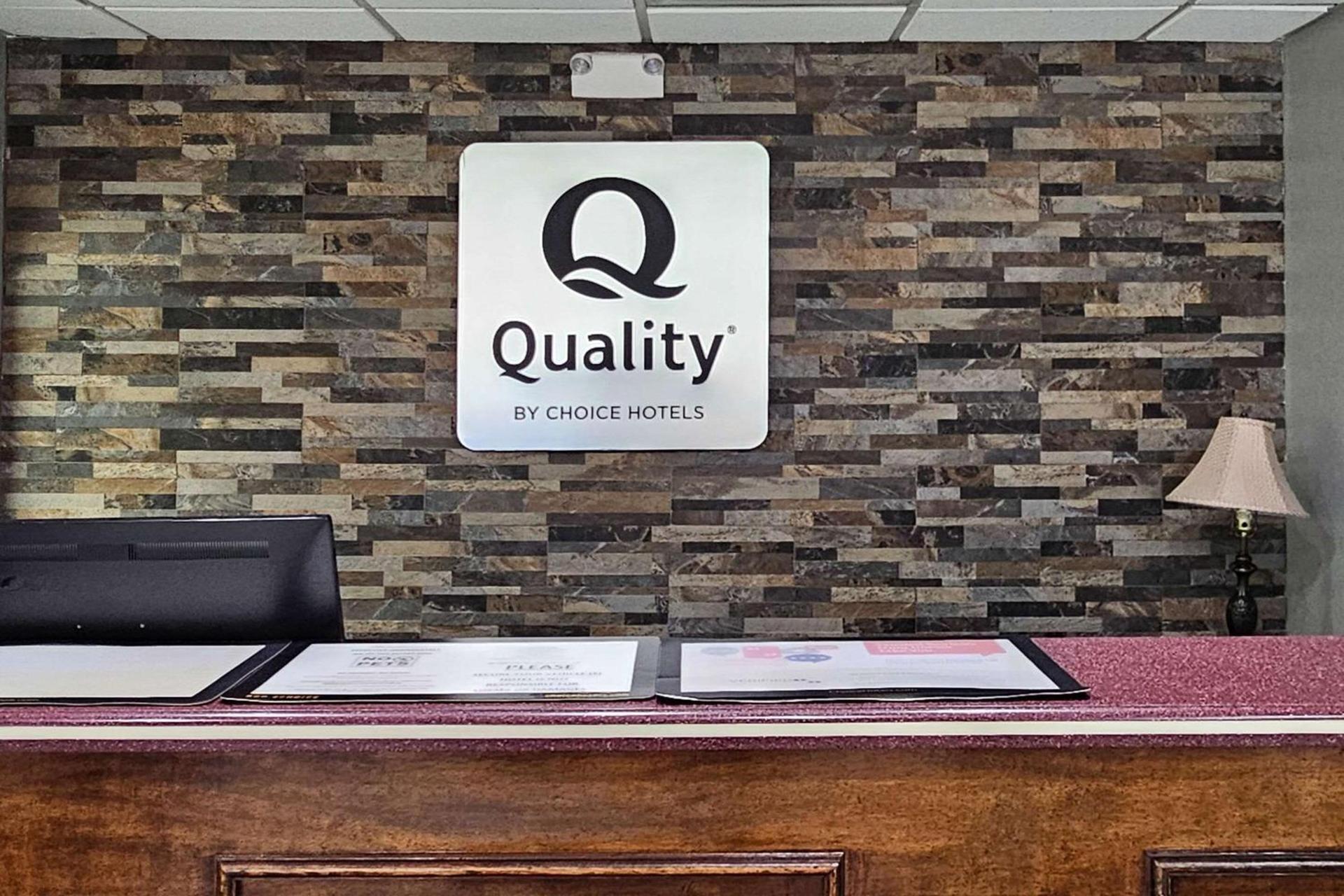 Quality Inn near Six Flags Douglasville photo 9
