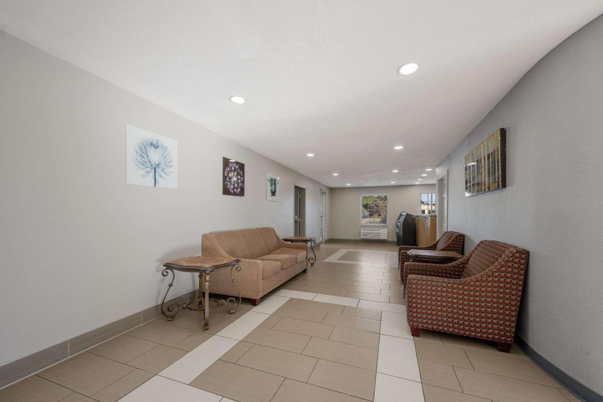 Quality Inn University Area photo 8