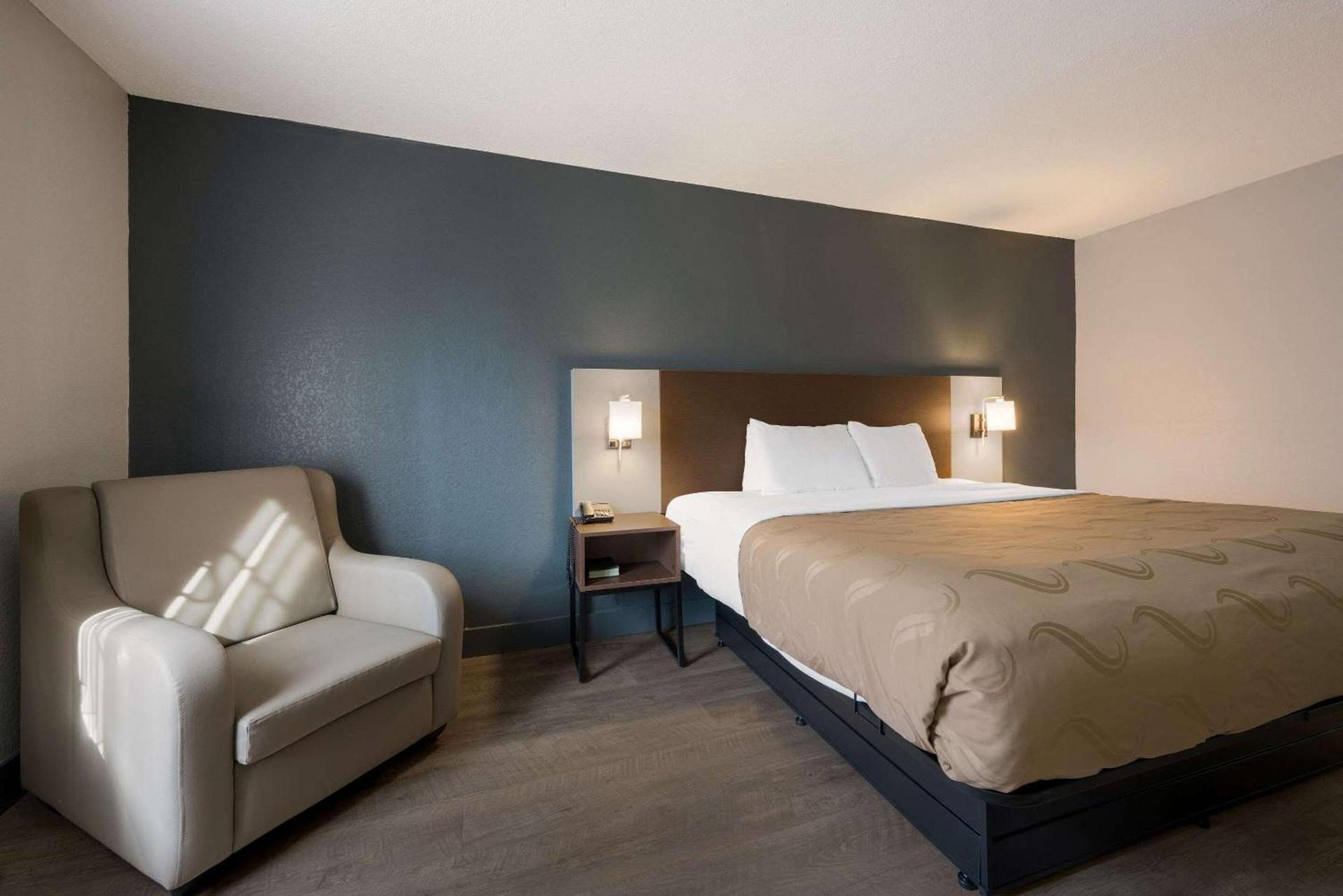 Quality Inn University Area photo 10