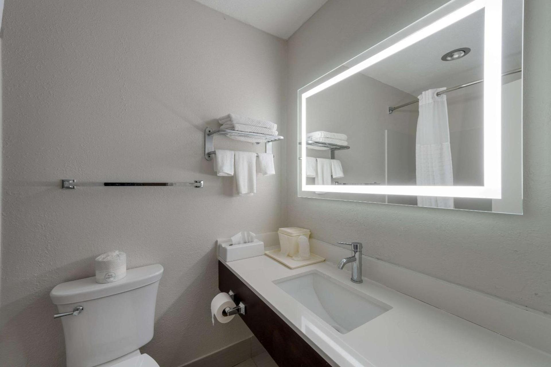Quality Inn University Area photo 16