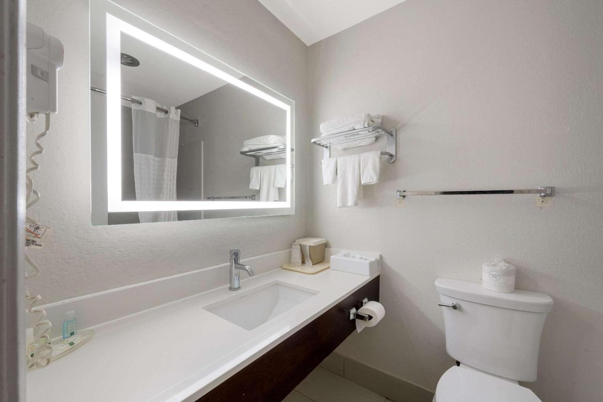 Quality Inn University Area photo 21