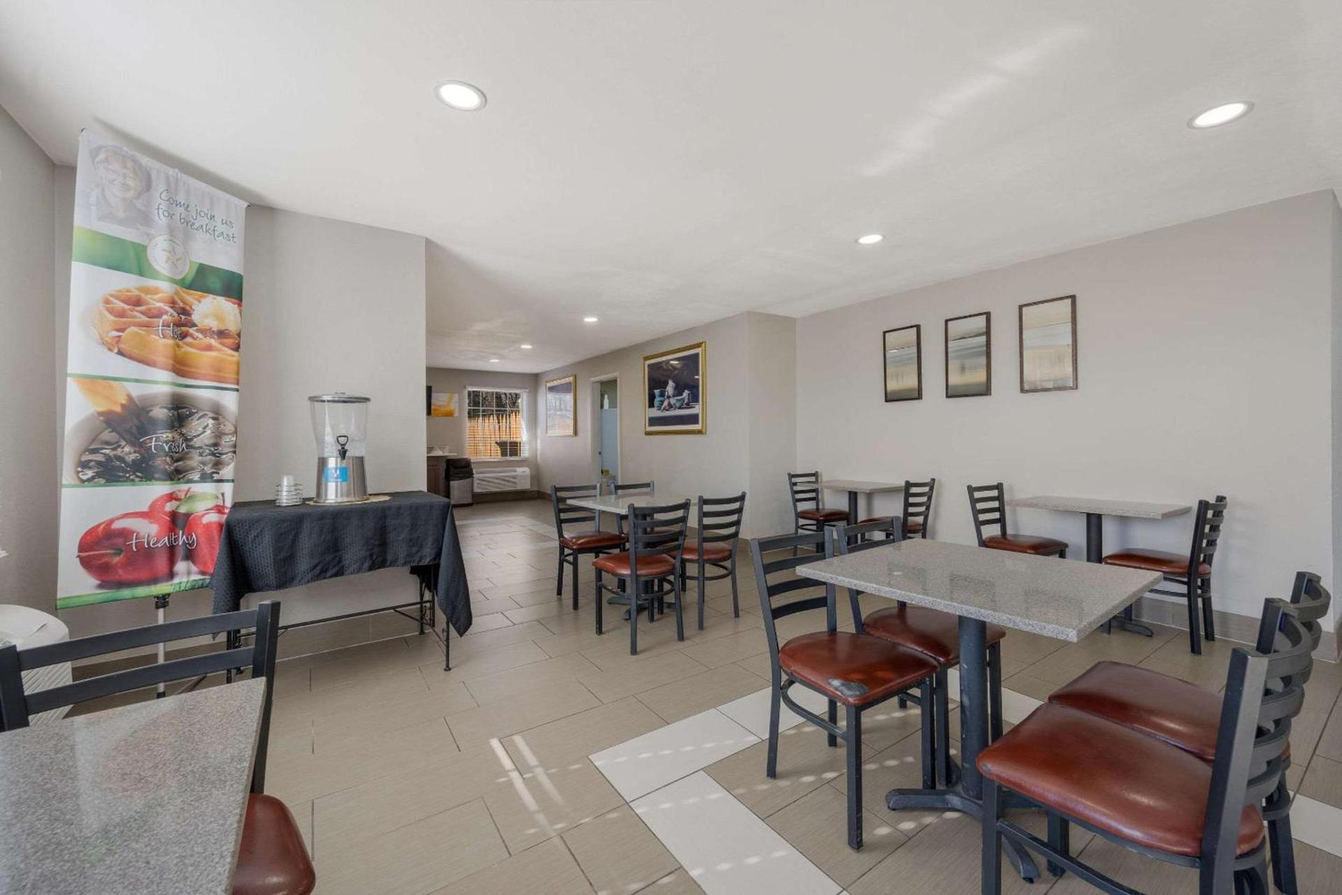 Quality Inn University Area photo 22