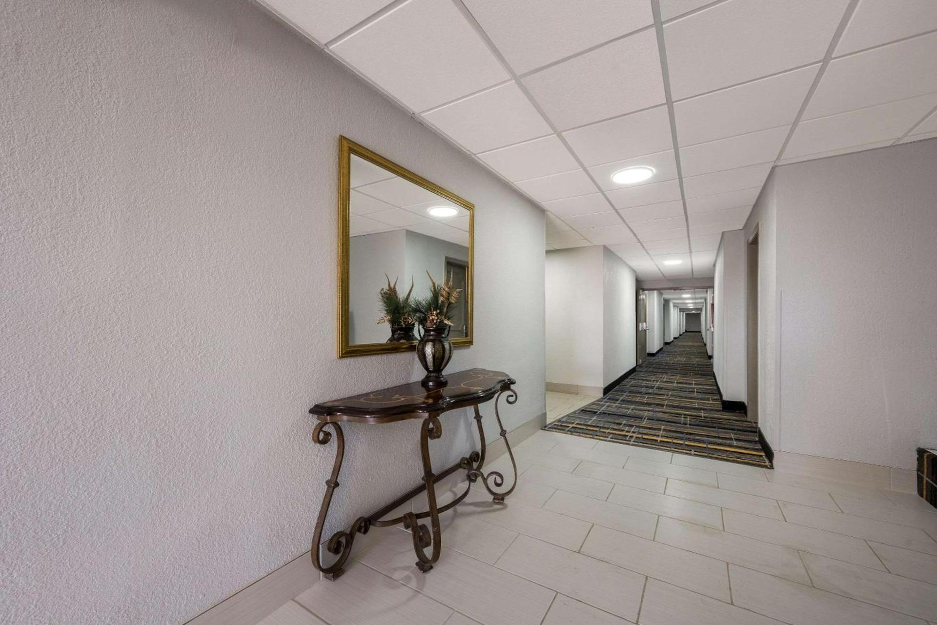 Quality Inn University Area photo 27