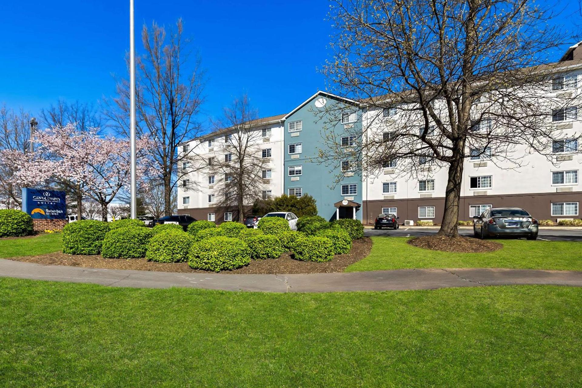Suburban Studios Sterling - Washington Dulles photo 2