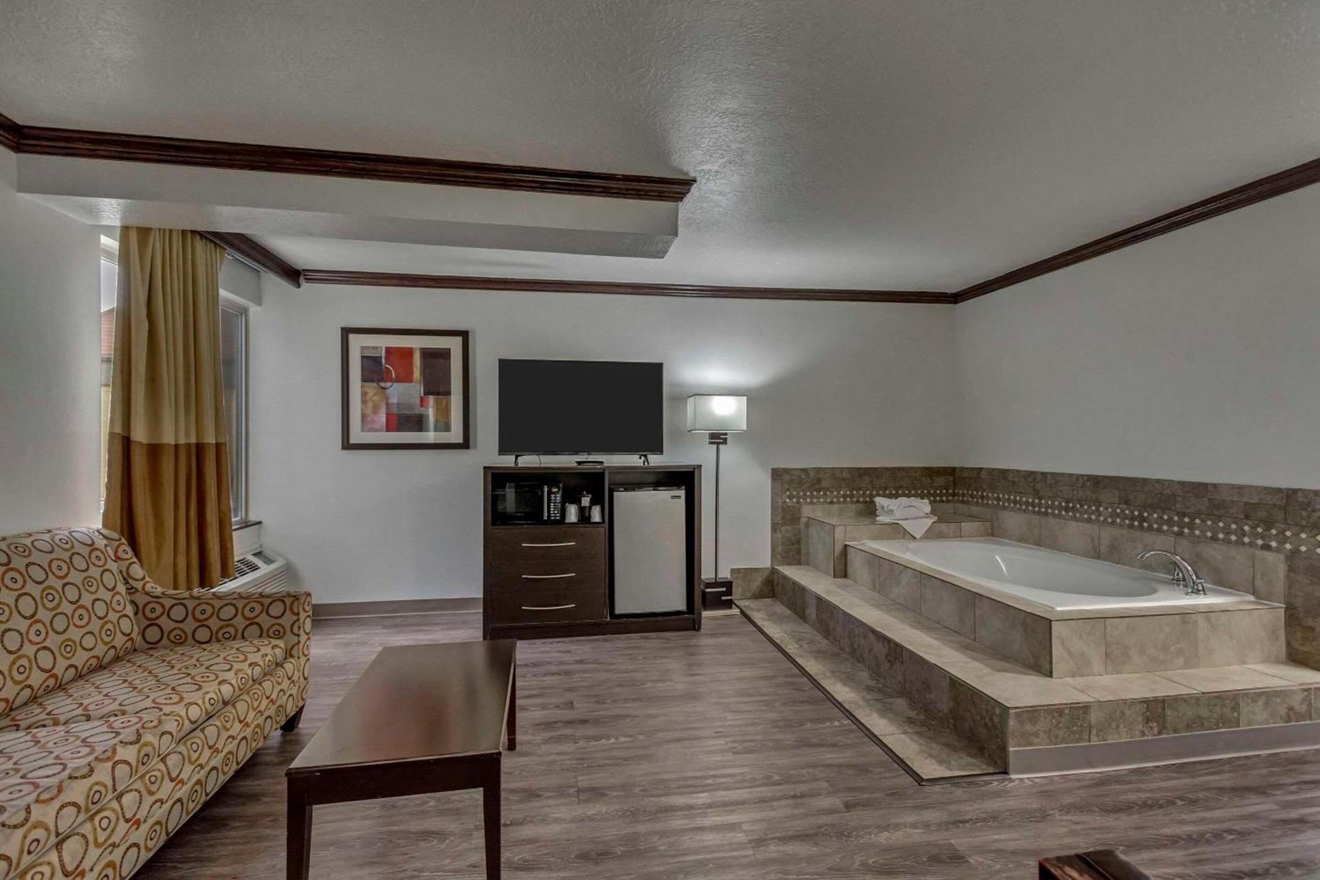 Park Inn by Radisson, Salt Lake City-Midvale photo 31