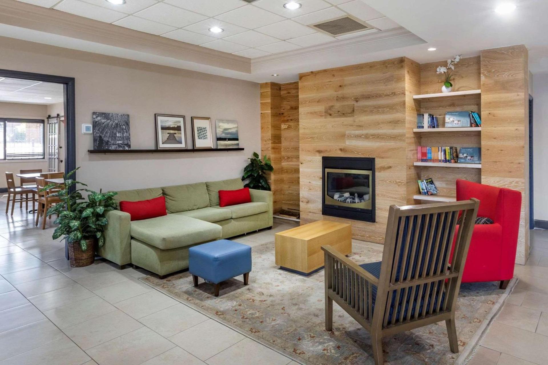 Country Inn & Suites by Radisson, Atlanta Downtown photo 3