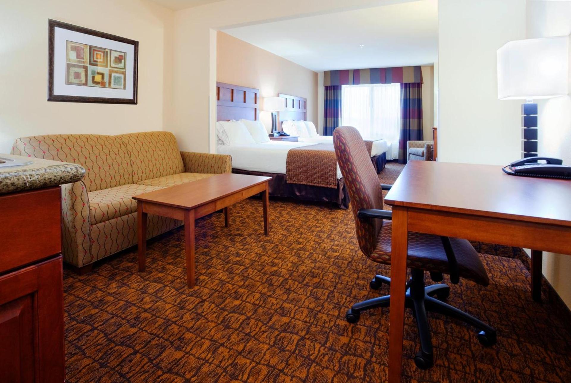 Holiday Inn Express Hotel & Suites Mount Airy by IHG photo 24