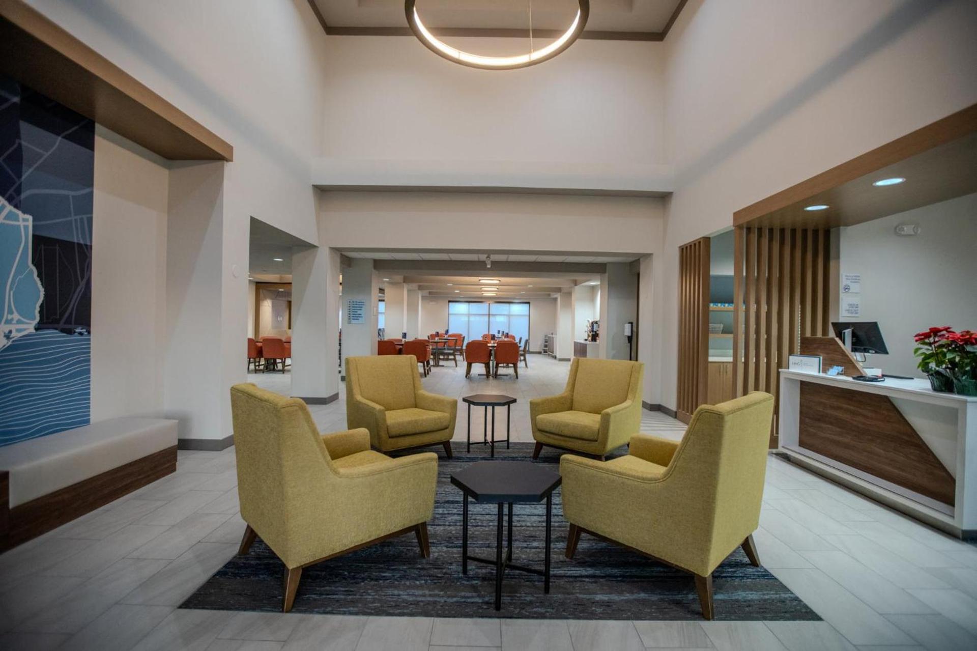 Holiday Inn Express & Suites Cleveland by IHG photo 43