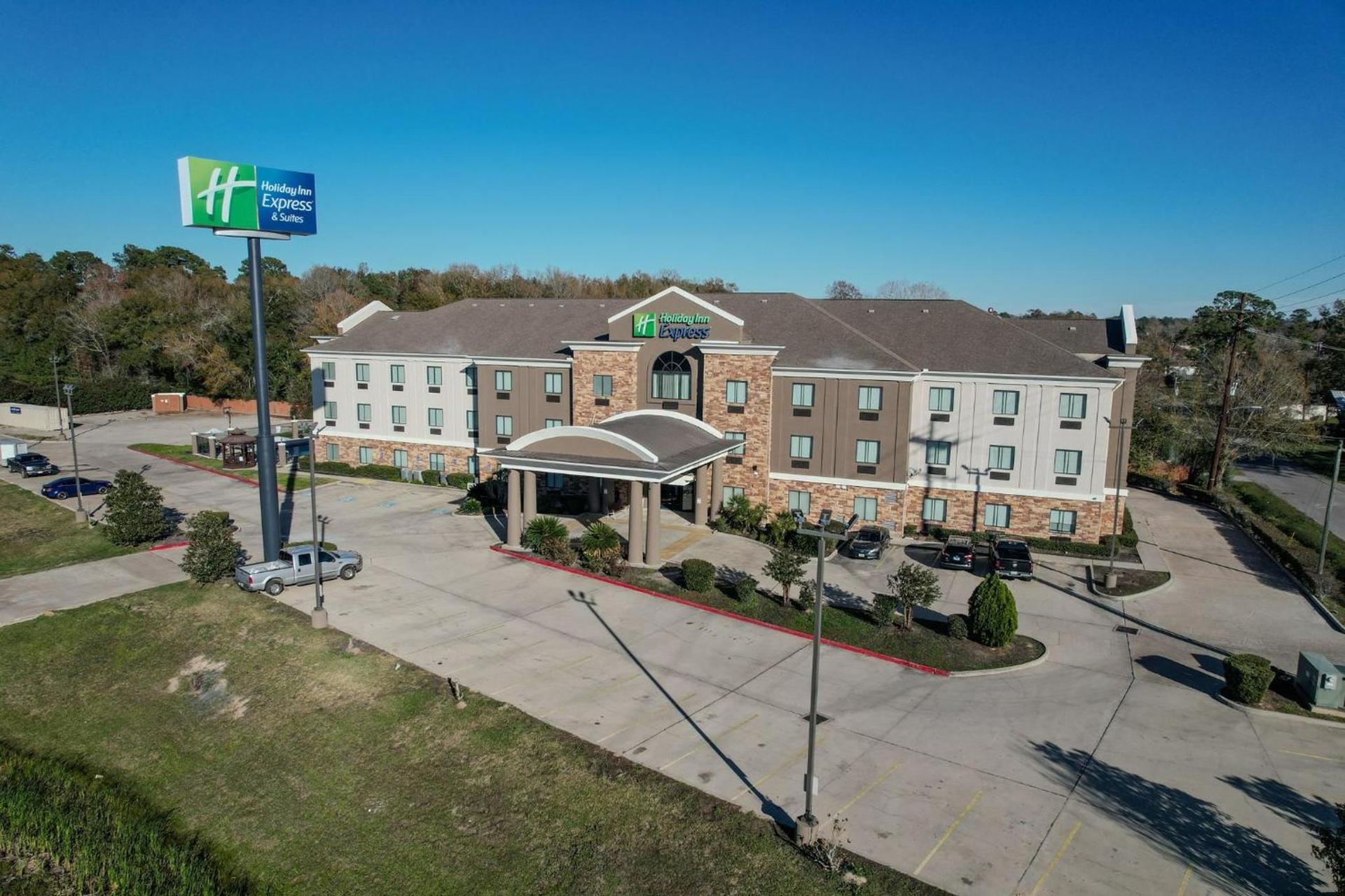 Holiday Inn Express & Suites Cleveland by IHG photo 57