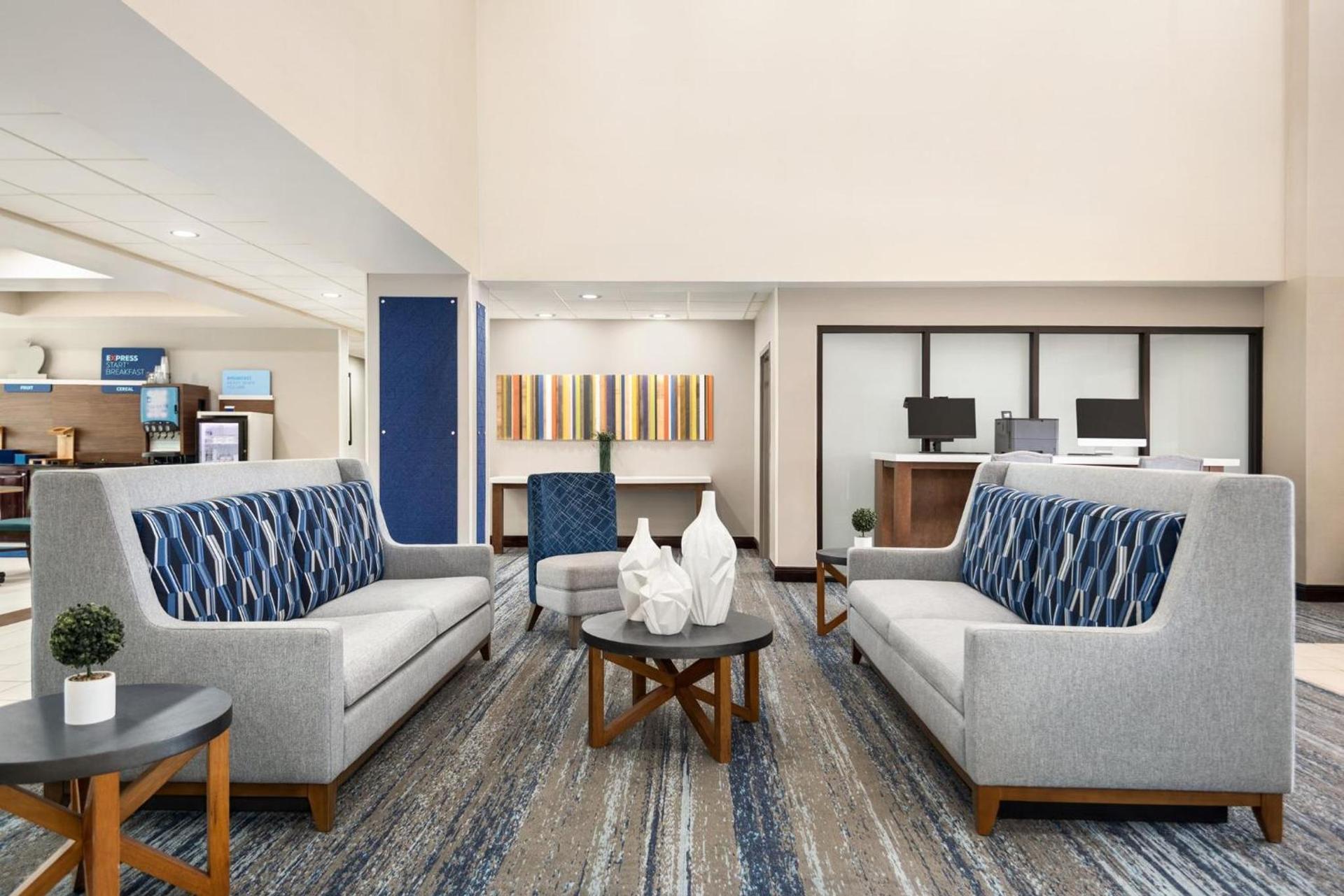 Holiday Inn Express & Suites Mobile West I-10 by IHG photo 52
