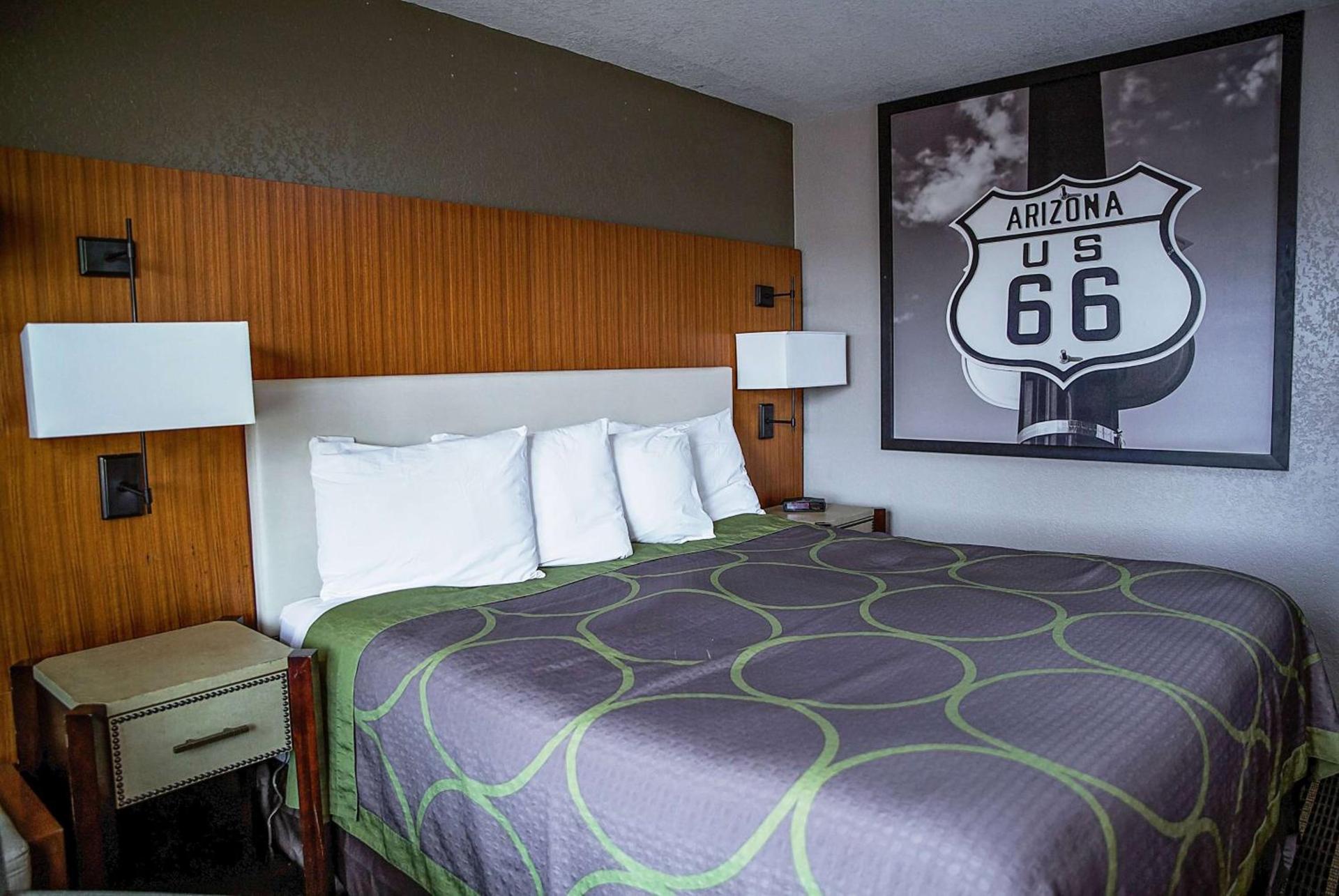 Super 8 by Wyndham Holbrook photo 6