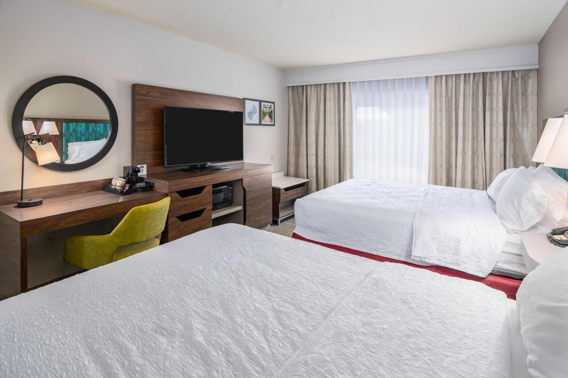 Hampton Inn & Suites Hartford-Manchester photo 21