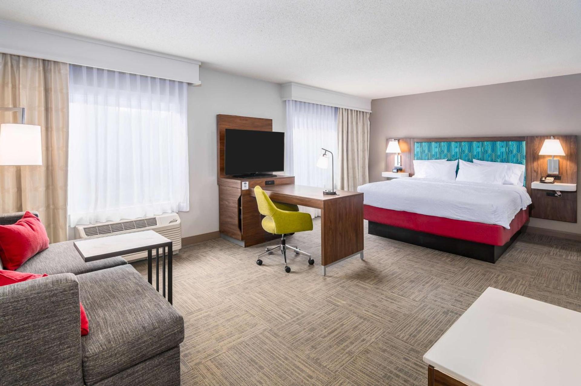 Hampton Inn & Suites Hartford-Manchester photo 37