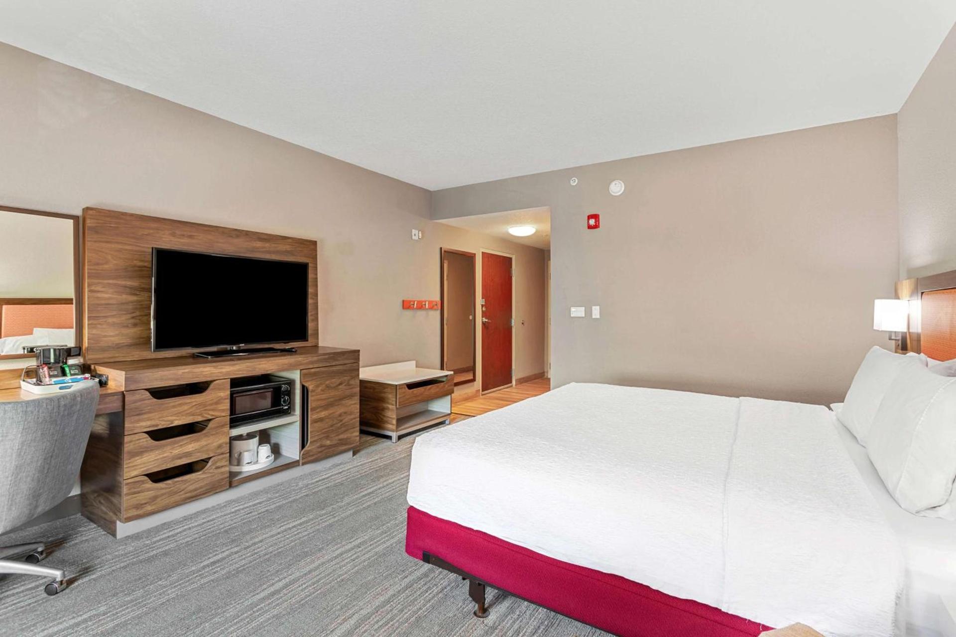 Hampton Inn & Suites Orlando-Apopka photo 77