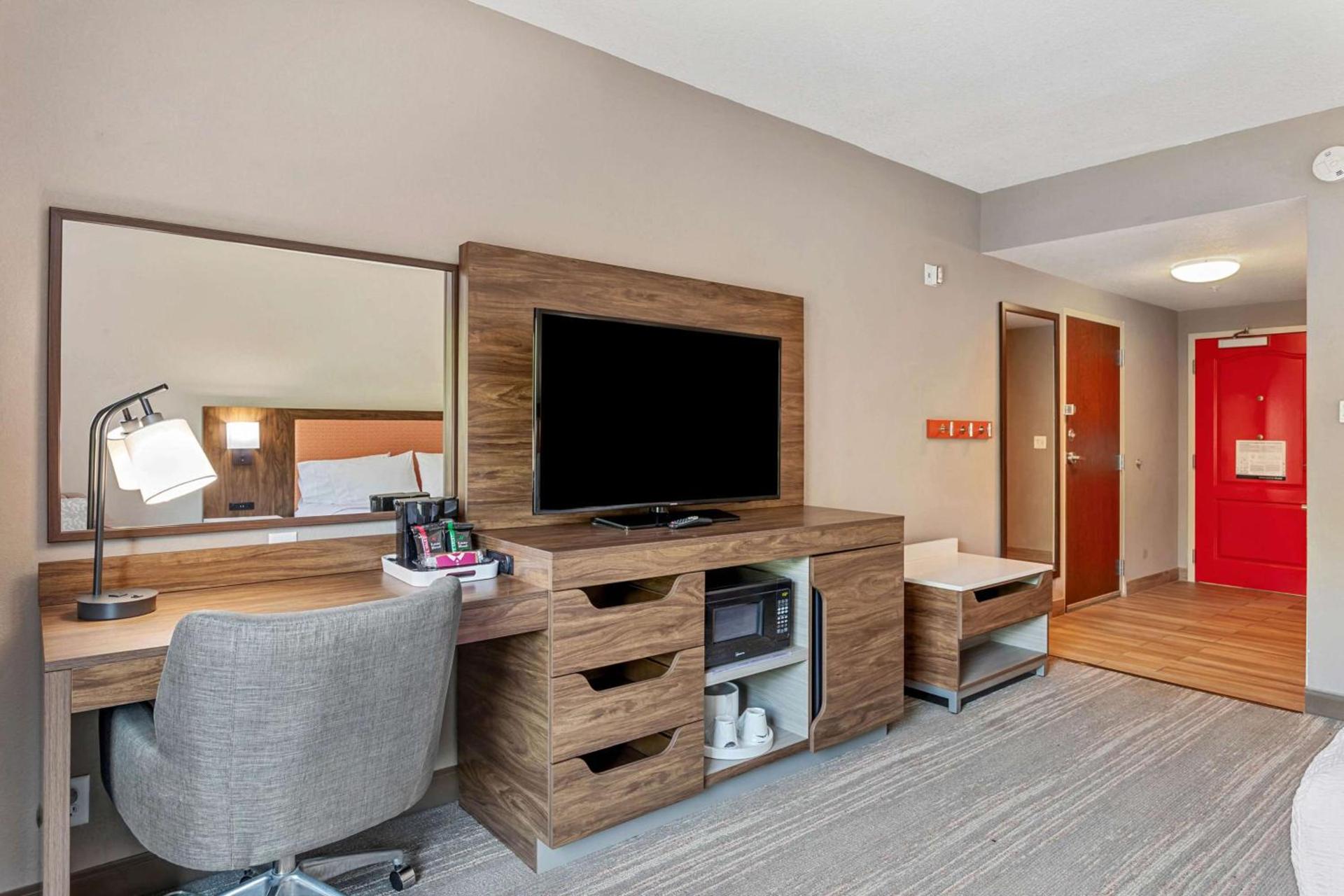 Hampton Inn & Suites Orlando-Apopka photo 24