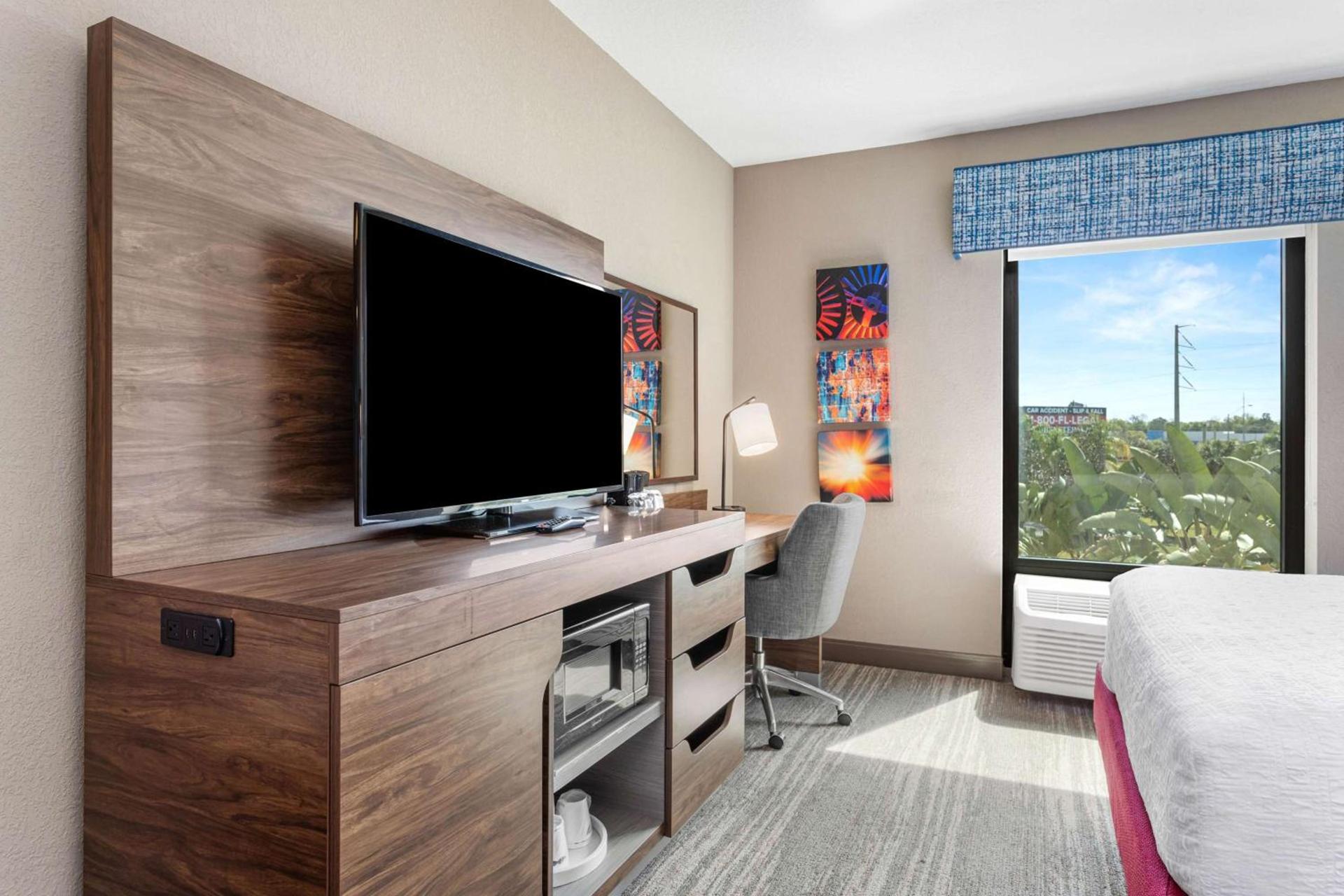 Hampton Inn & Suites Orlando-Apopka photo 30