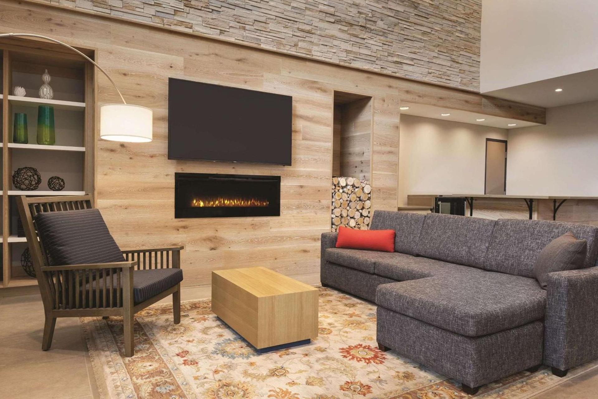 Country Inn & Suites by Radisson, Page, AZ photo 4