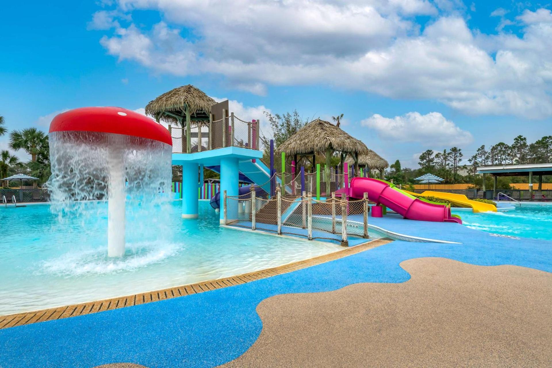 Hilton Vacation Club Aqua Sol Orlando West photo 9