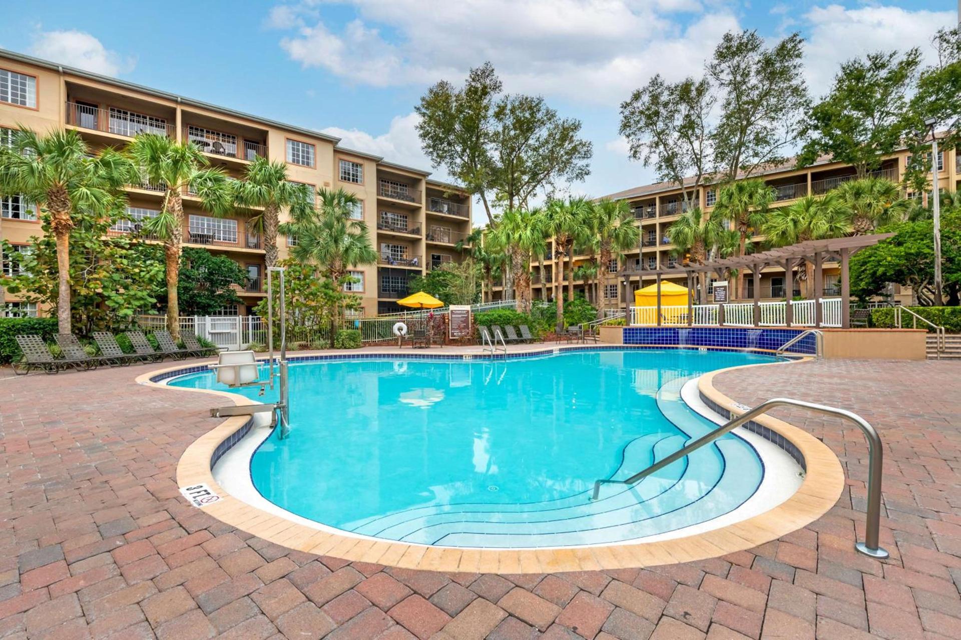 Hilton Vacation Club Aqua Sol Orlando West photo 12