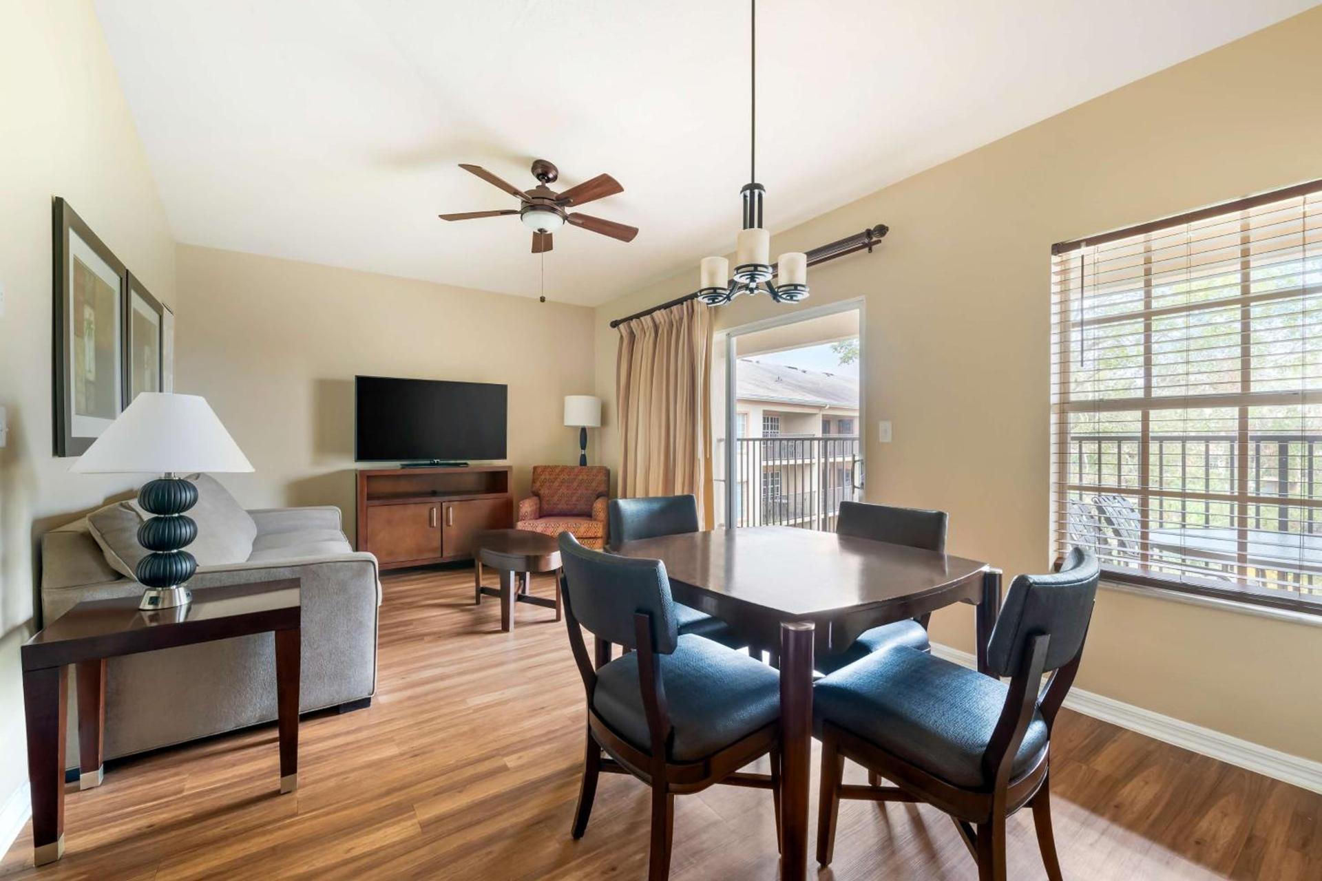Hilton Vacation Club Aqua Sol Orlando West photo 17