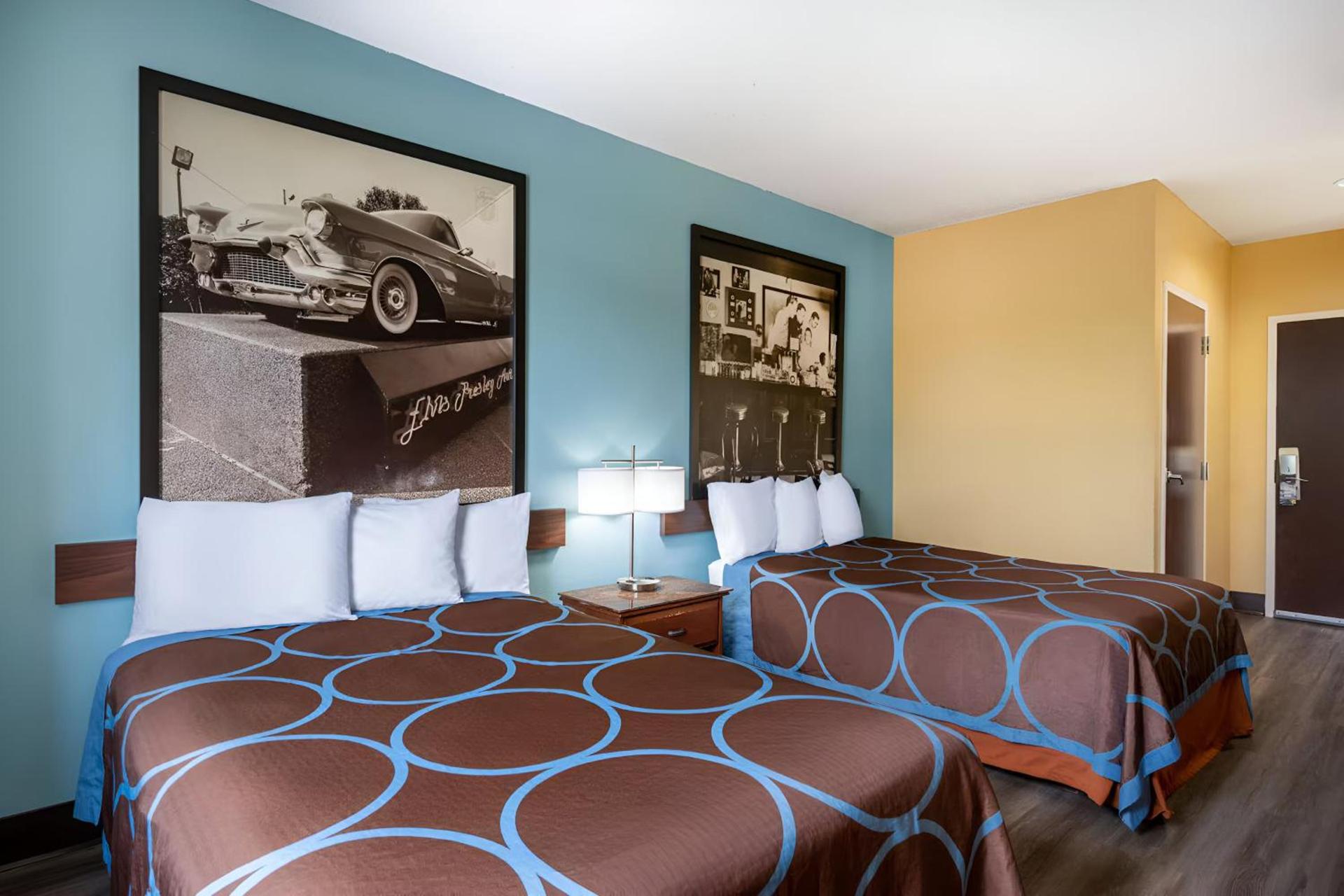 Super 8 by Wyndham Salisbury photo 28