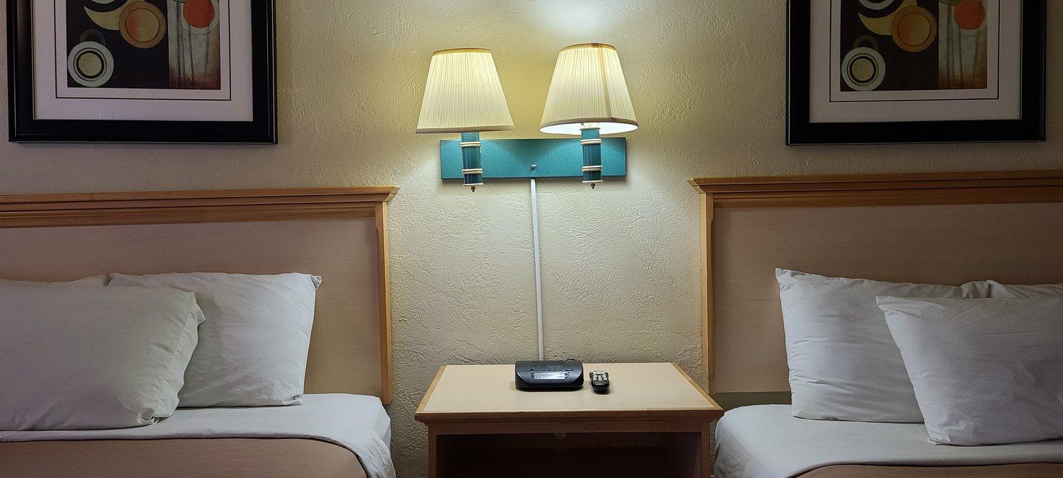Economy Inn photo 17