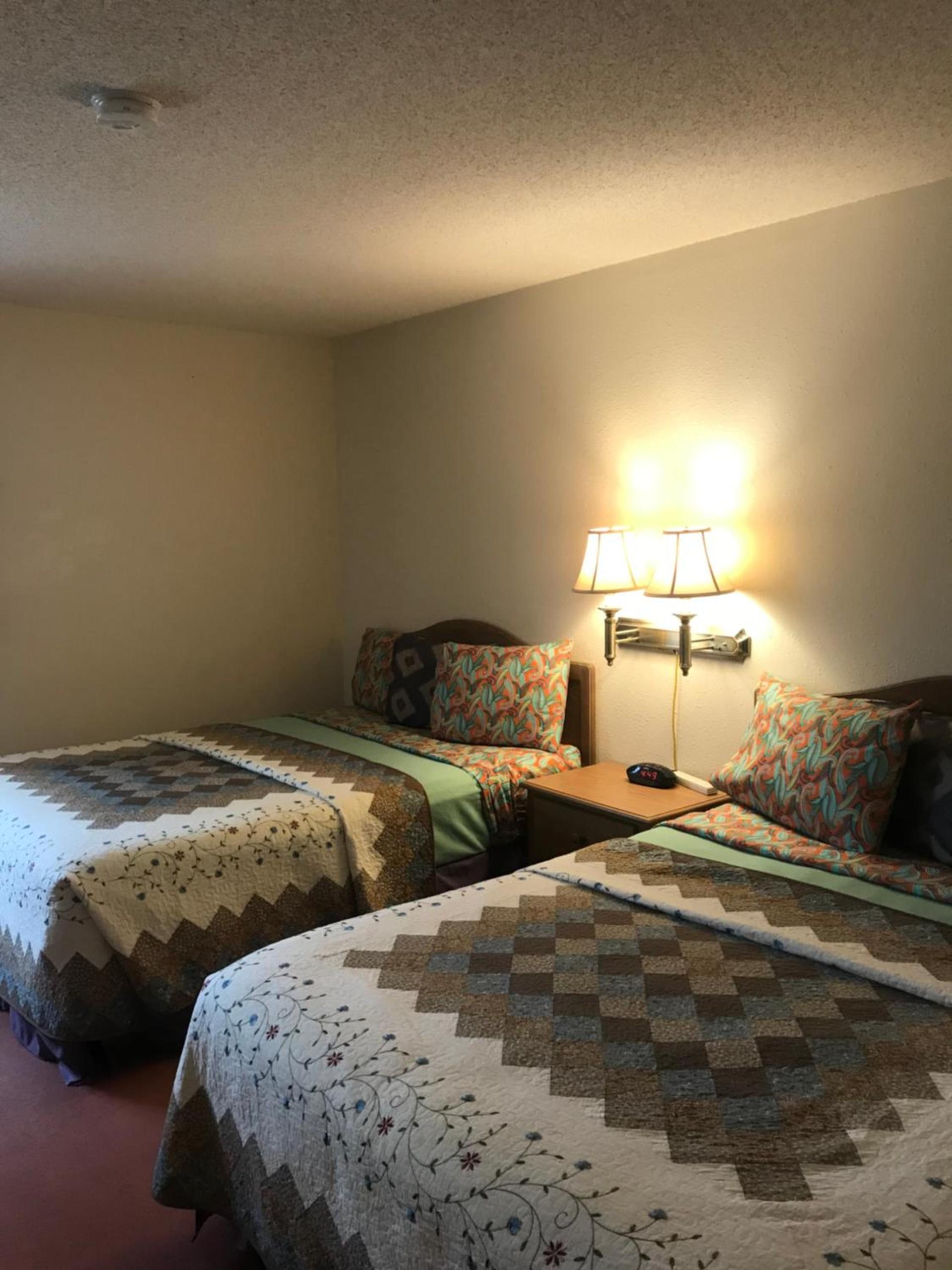 Country Lodge Inn photo 5