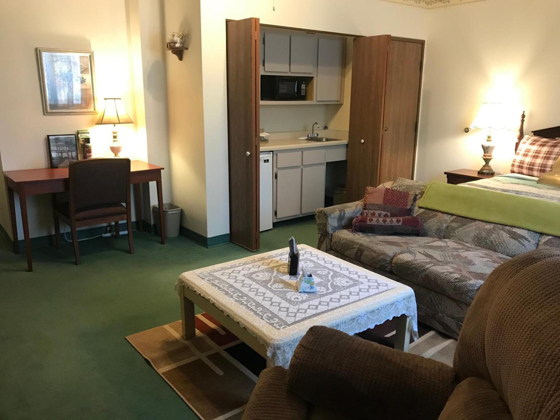 Country Lodge Inn photo 6