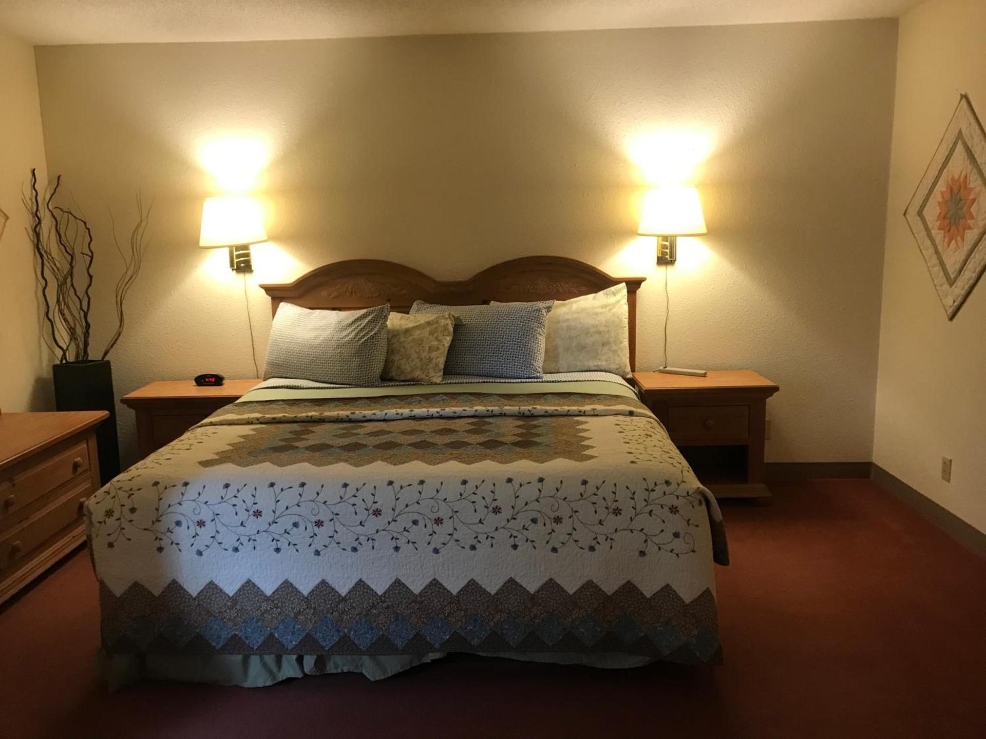 Country Lodge Inn photo 8