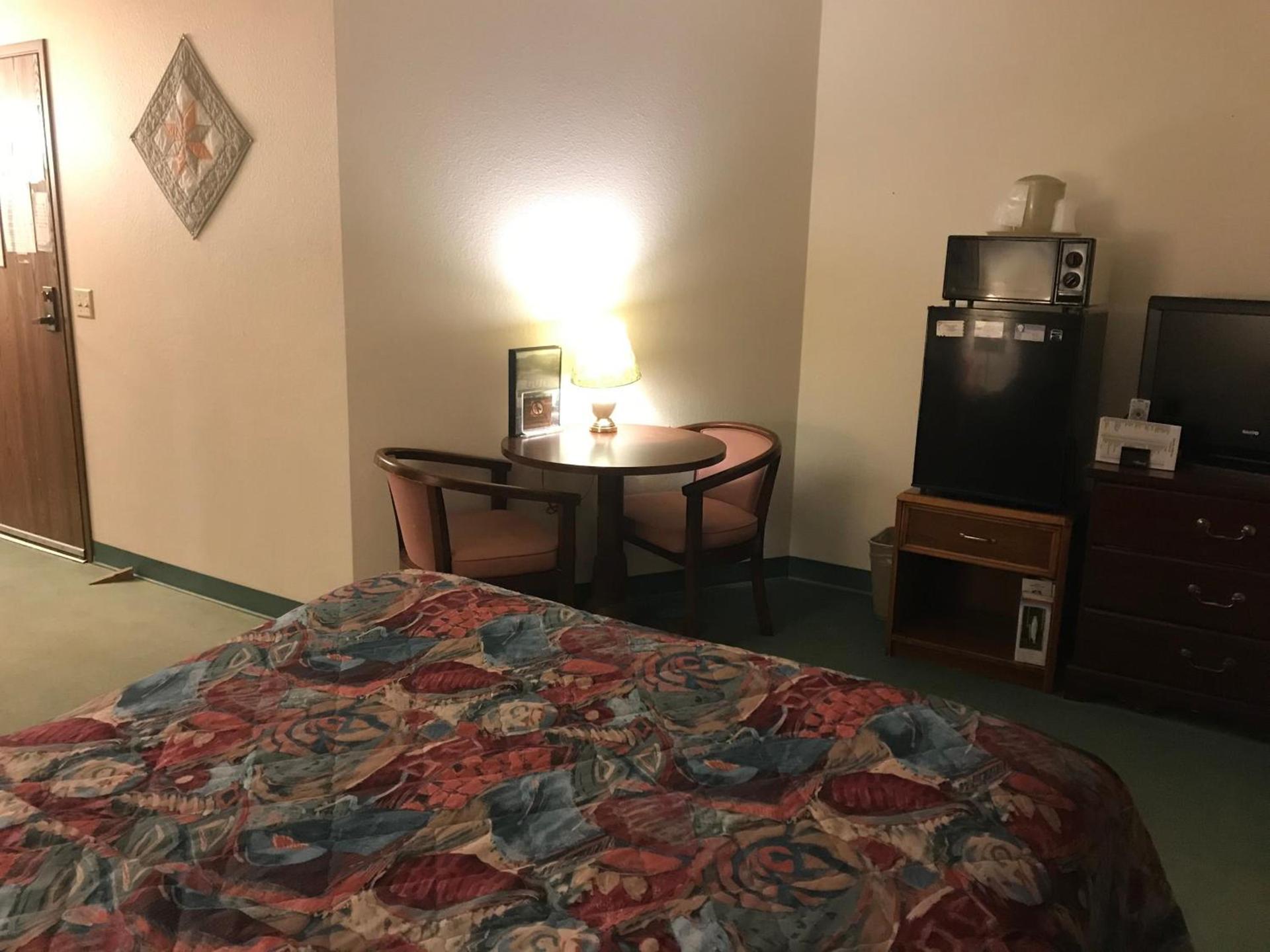 Country Lodge Inn photo 11