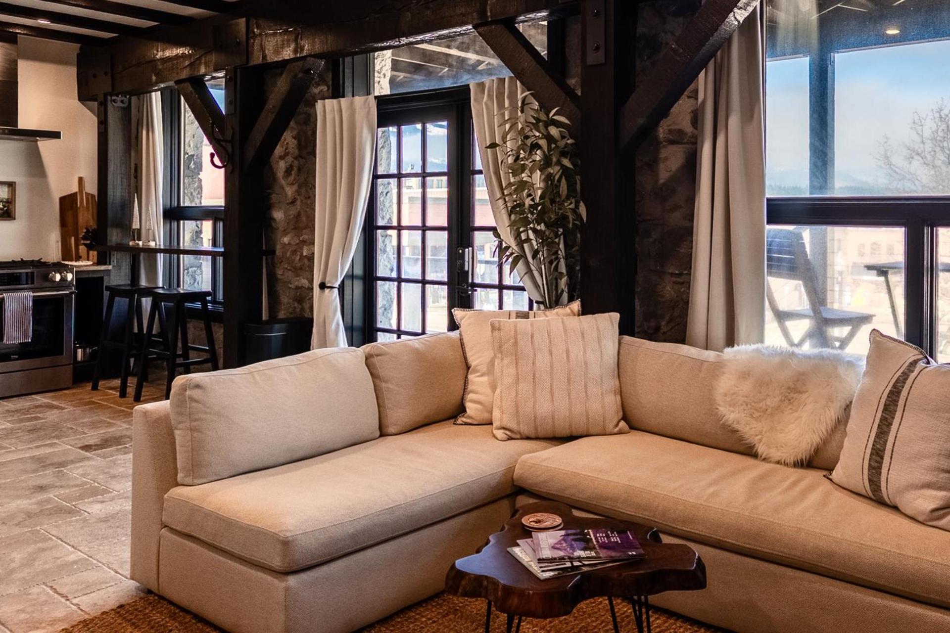 Horsefeathers Hotel photo 16
